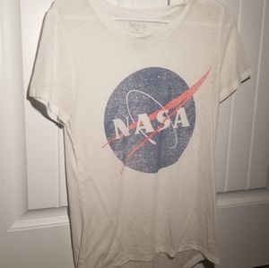 Zoe + Liv Medium Nasa T-shirt